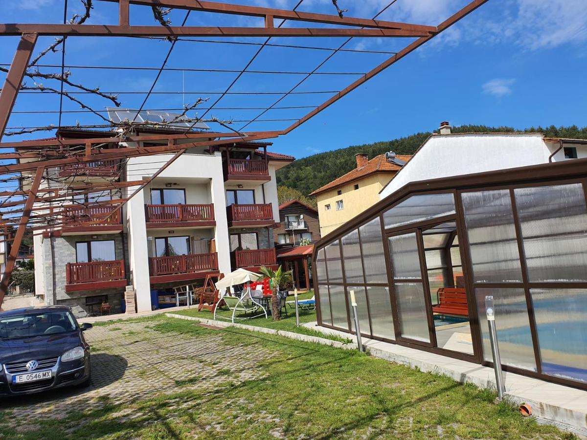 White House Hotel Ognyanovo  Exterior photo